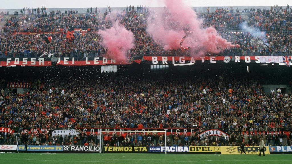 الدوري الإيطالي (سيري آ) 1 SanSiro Stadio 1 1